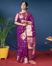 Stunning Magenta Banarasi Silk Saree with Luxurious Golden Zari Weaving