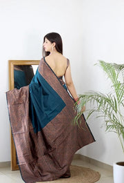 Vibrant Fuchsia Banarasi Silk Saree with Golden Zari