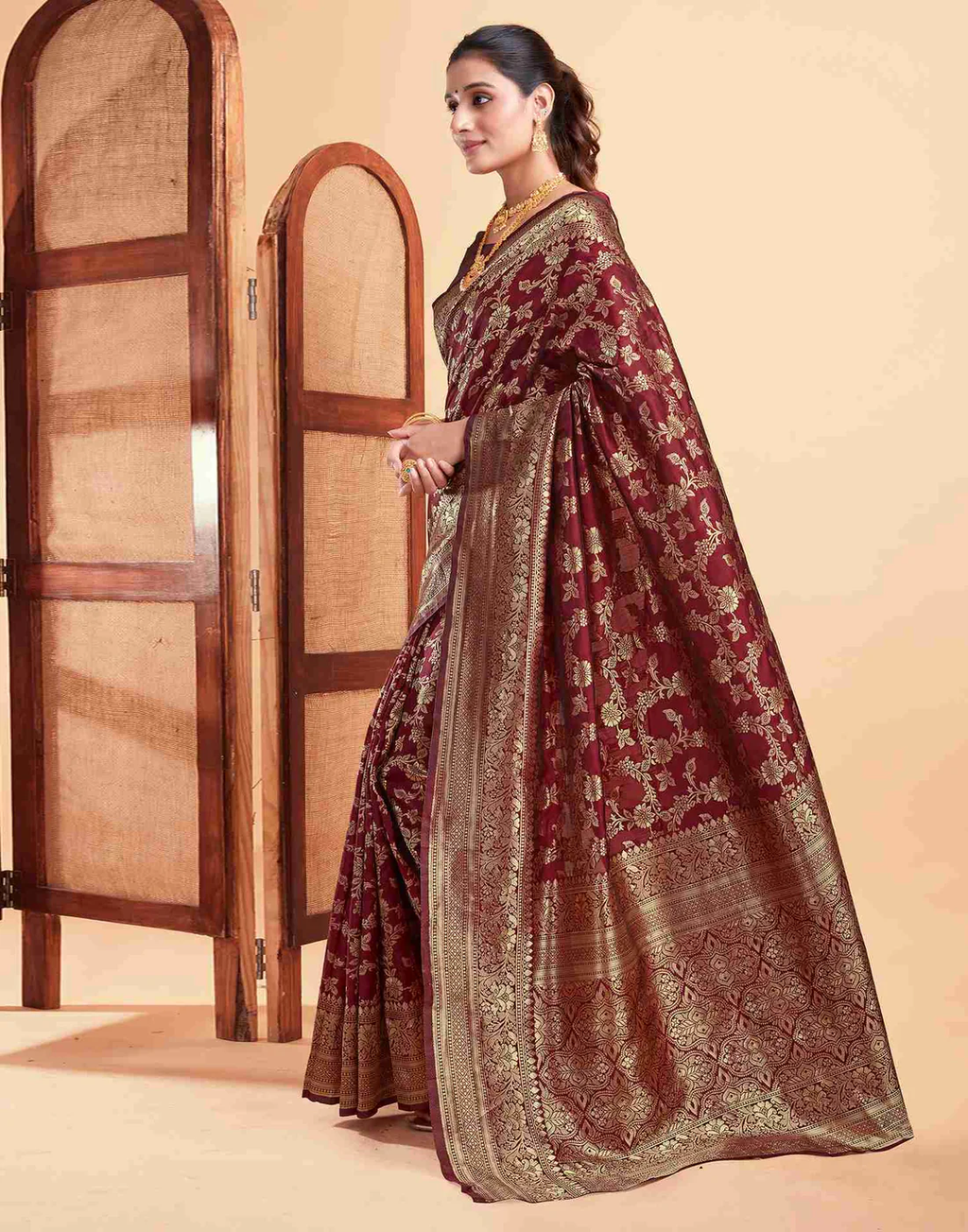 Regal Maroon Banarasi Silk Saree with Intricate Zari Weave