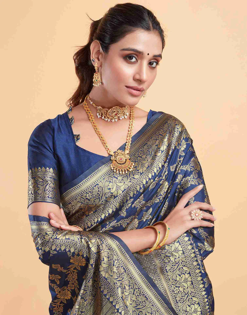 Royal Navy Blue Banarasi Silk Saree with Intricate Zari Weave
