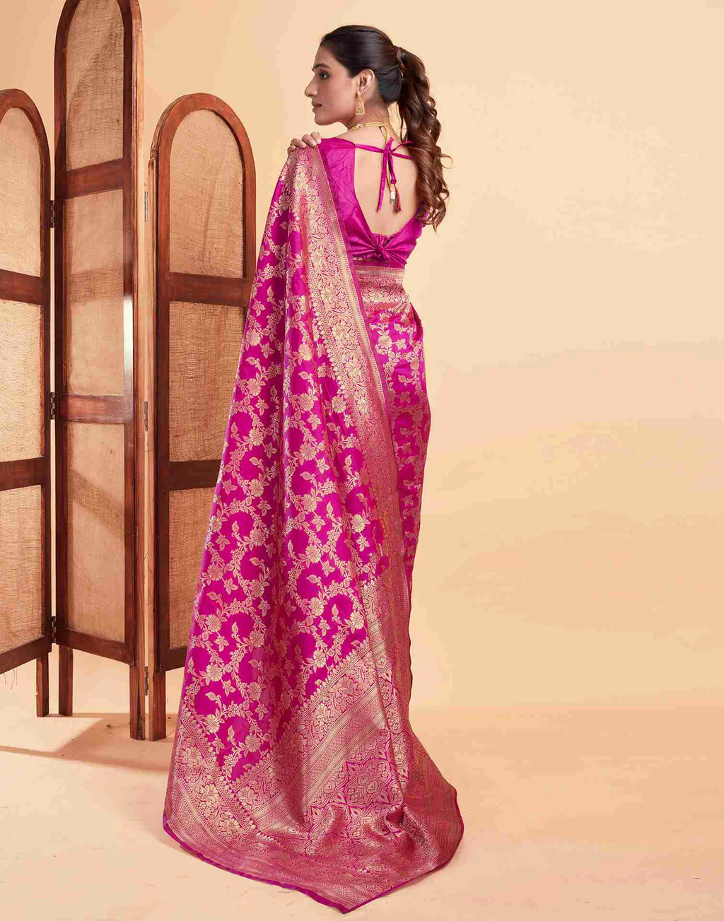 Vibrant Rani Pink Banarasi Silk Saree with Intricate Zari Weave