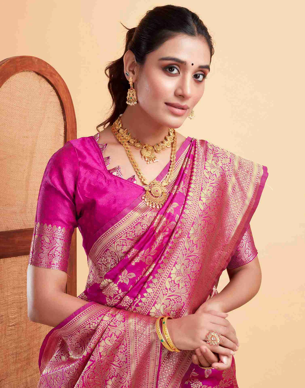Vibrant Rani Pink Banarasi Silk Saree with Intricate Zari Weave