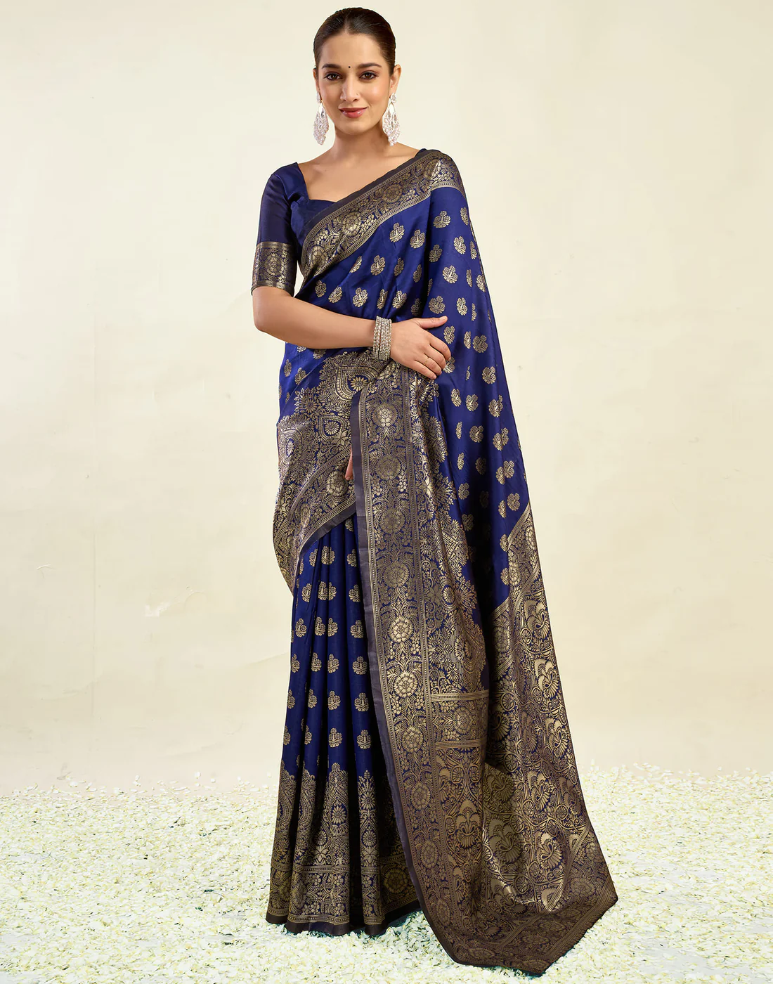 Exquisite Navy Blue Banarasi Silk Saree