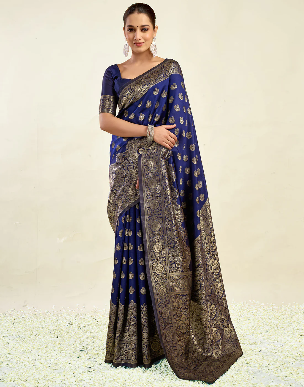 Exquisite Navy Blue Banarasi Silk Saree