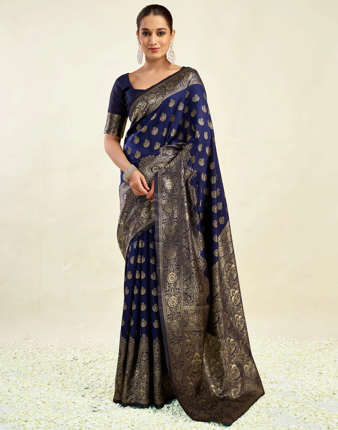 Exquisite Navy Blue Banarasi Silk Saree