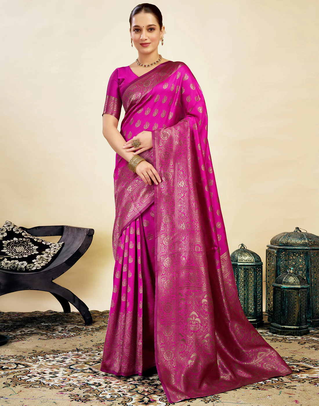 Vibrant Rani Pink Banarasi Silk Saree with Luxurious Zari Weaving