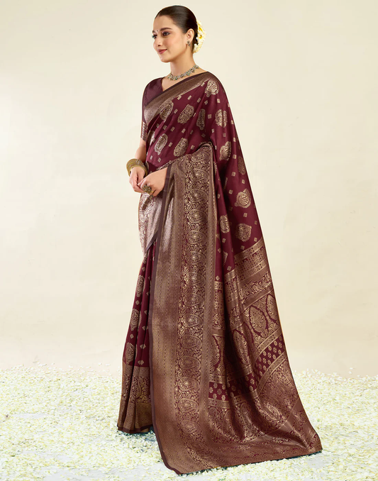 Opulent Maroon Banarasi Silk Saree with Luxurious Golden Zari Weaving