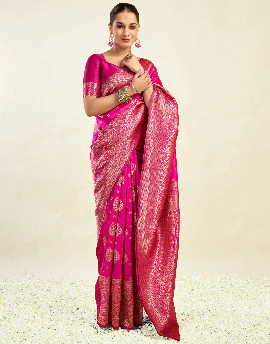 Vibrant Rani Pink Banarasi Silk Saree with Luxurious Zari Weaving