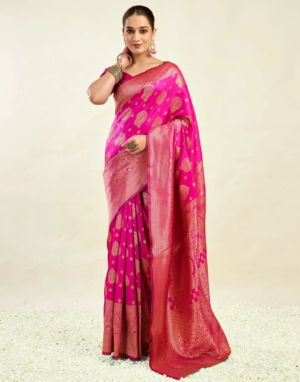 Vibrant Rani Pink Banarasi Silk Saree with Luxurious Zari Weaving