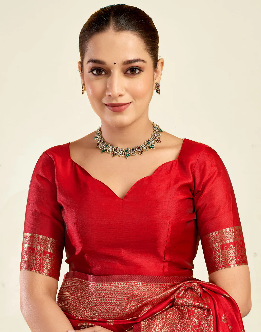 Stunning Red Banarasi Silk Saree with Luxurious Golden Zari Weaving