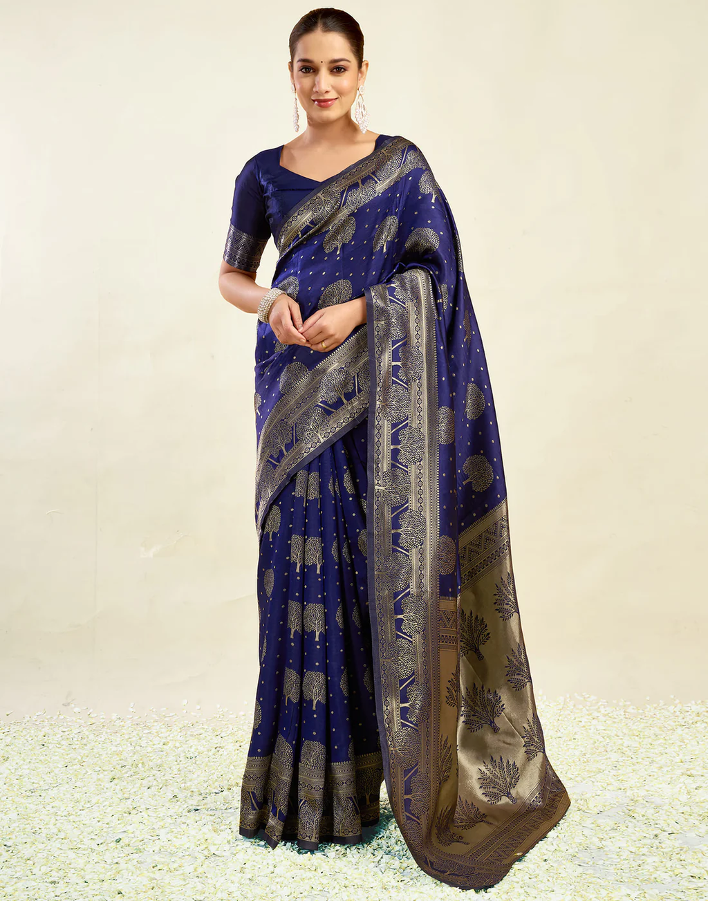 Striking Navy Blue Banarasi Silk Saree with Grand Zari Weaving