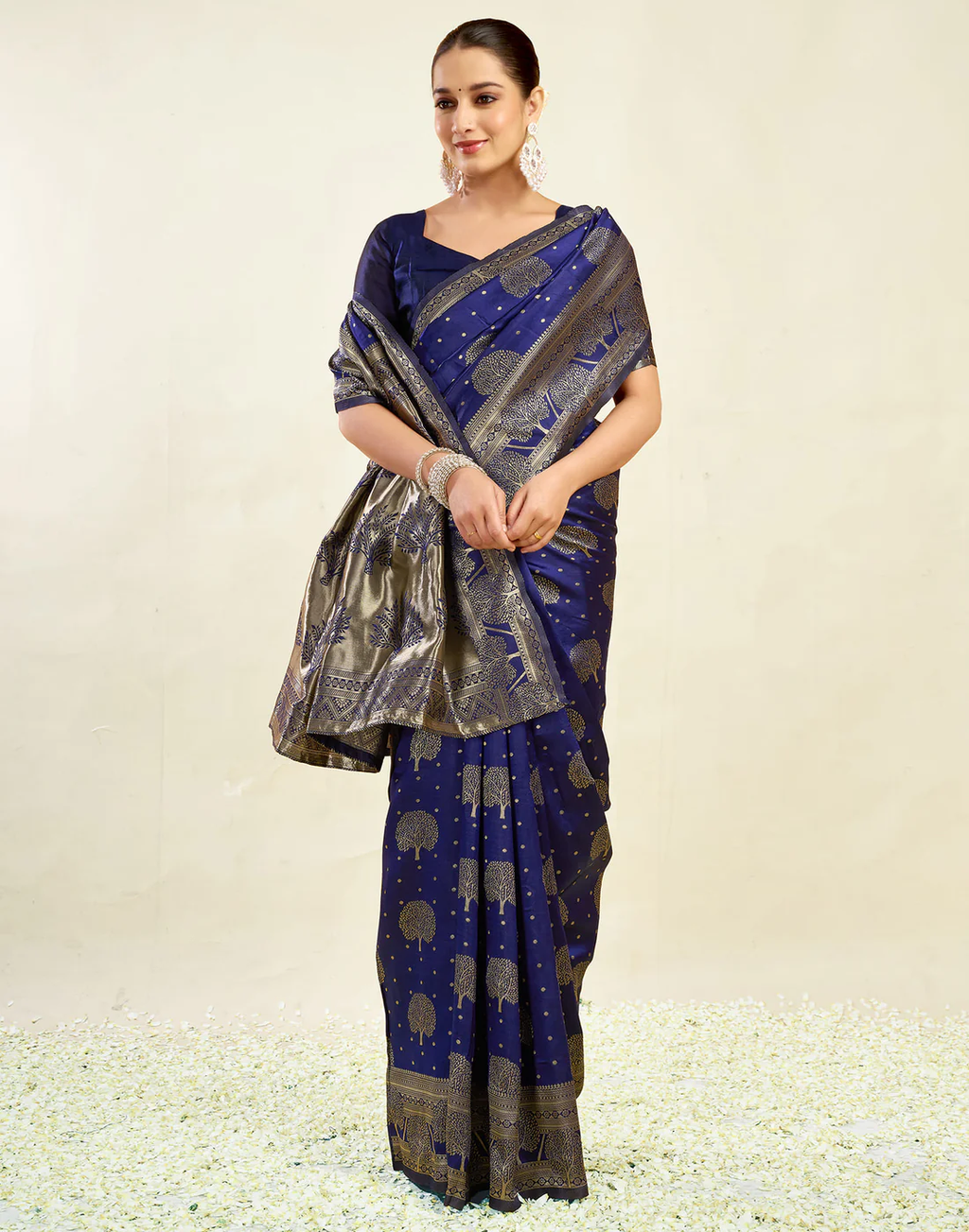 Striking Navy Blue Banarasi Silk Saree with Grand Zari Weaving