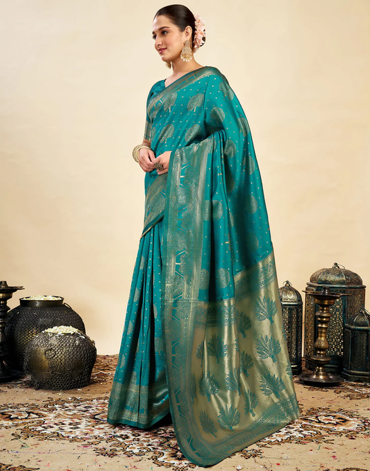 Exquisite Teal Banarasi Silk Saree with Luxurious Golden Zari Weaving