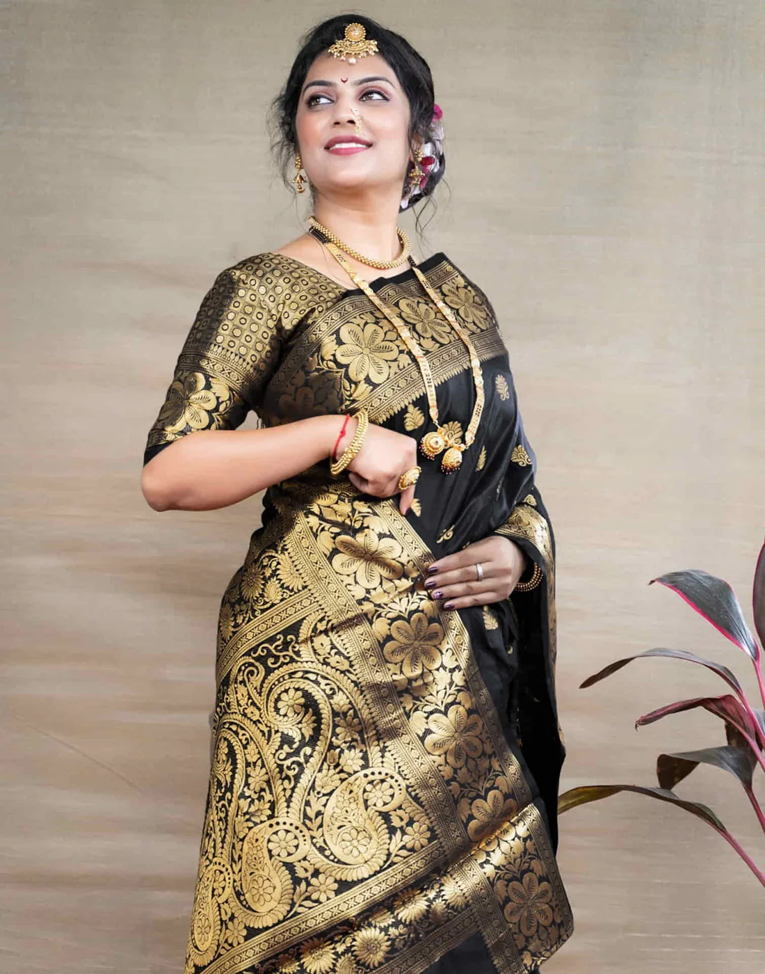 Elegant Black Banarasi Silk Saree with Grand Golden Zari Weaving