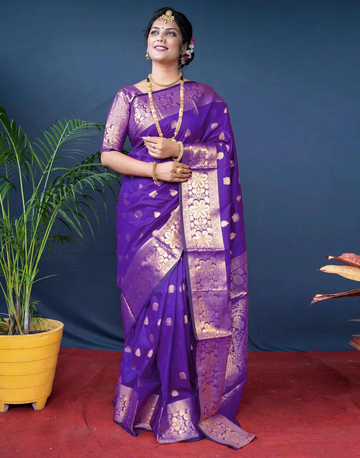 Majestic Violet Banarasi Silk Saree with Luxurious Zari Weaving