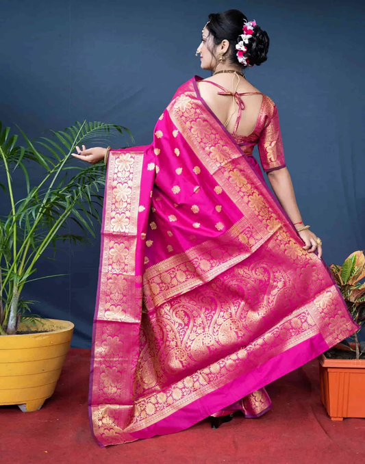 Vibrant Rani Pink Banarasi Silk Saree with Luxurious Golden Zari Weaving