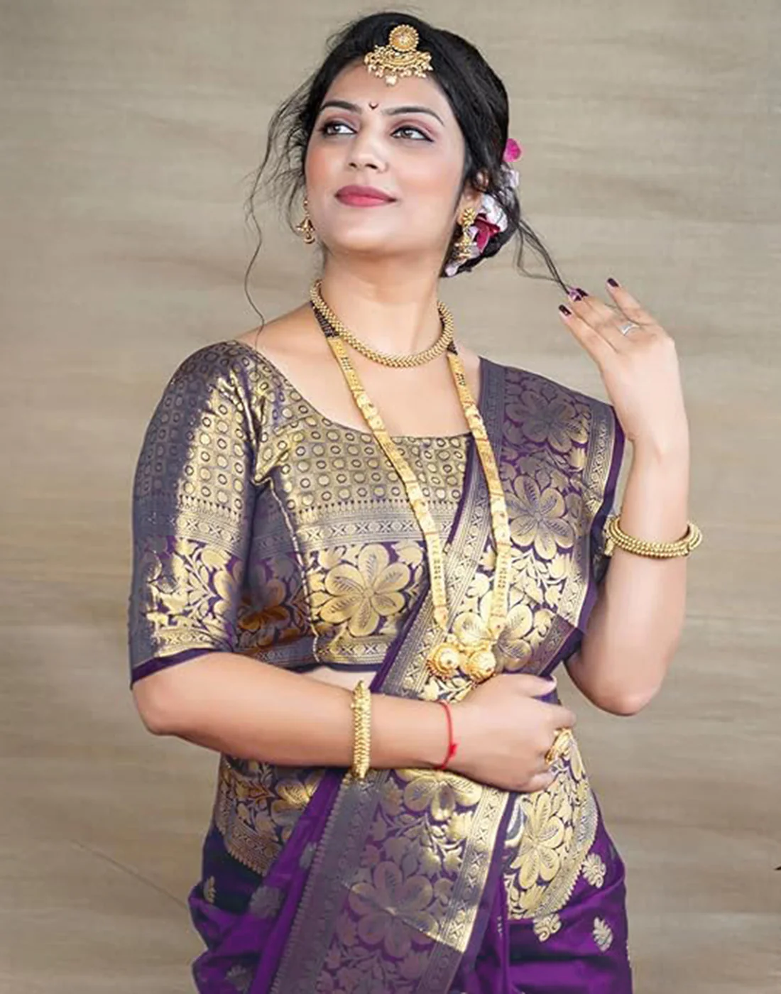 Opulent Wine Banarasi Silk Saree with Luxurious Golden Zari Weaving