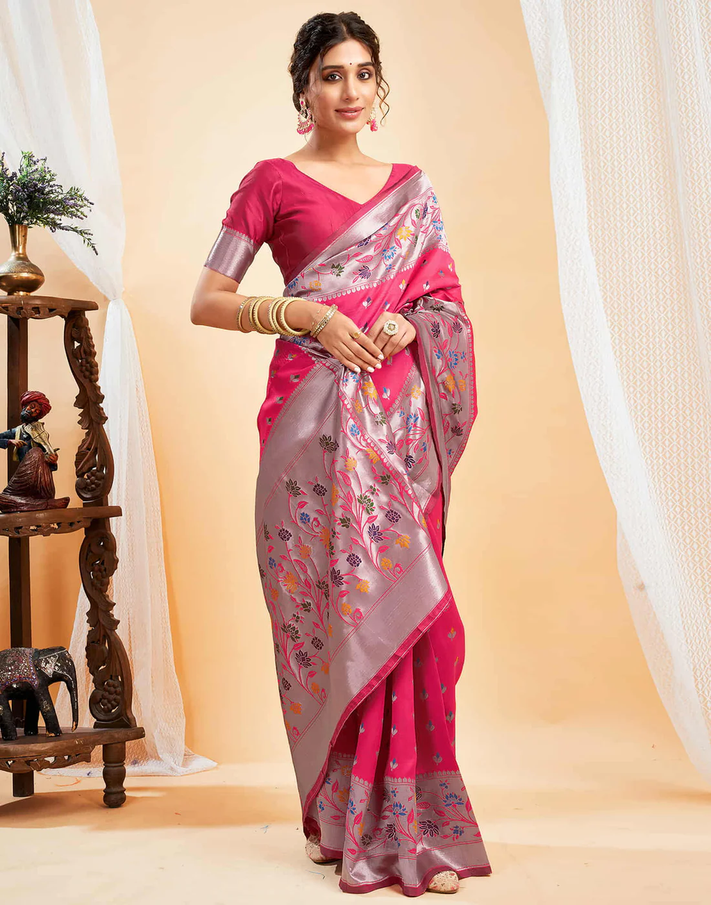 Elegant Gajri Pink Banarasi Silk Saree