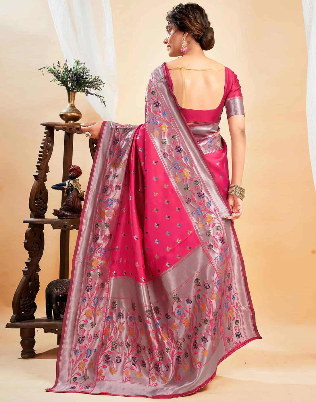 Elegant Gajri Pink Banarasi Silk Saree
