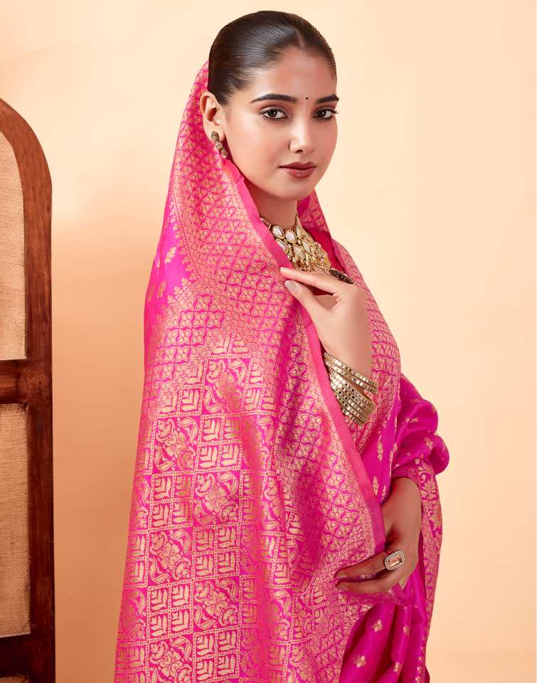 Exquisite Rani Pink Banarasi Silk Saree
