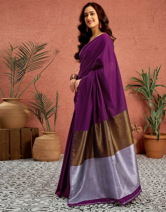 Elegant Purple Silk Saree with Dual-Tone Zari Border