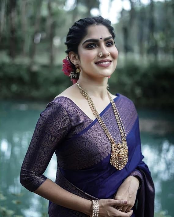 Vibrant Fuchsia Banarasi Silk Saree with Golden Zari