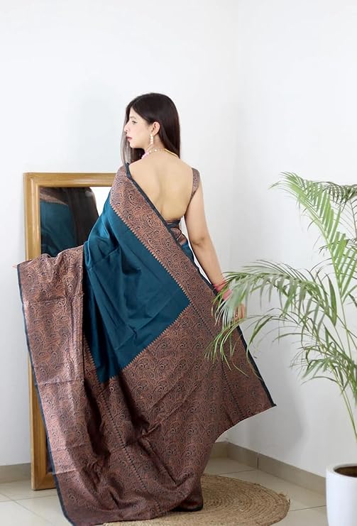 Vibrant Fuchsia Banarasi Silk Saree with Golden Zari