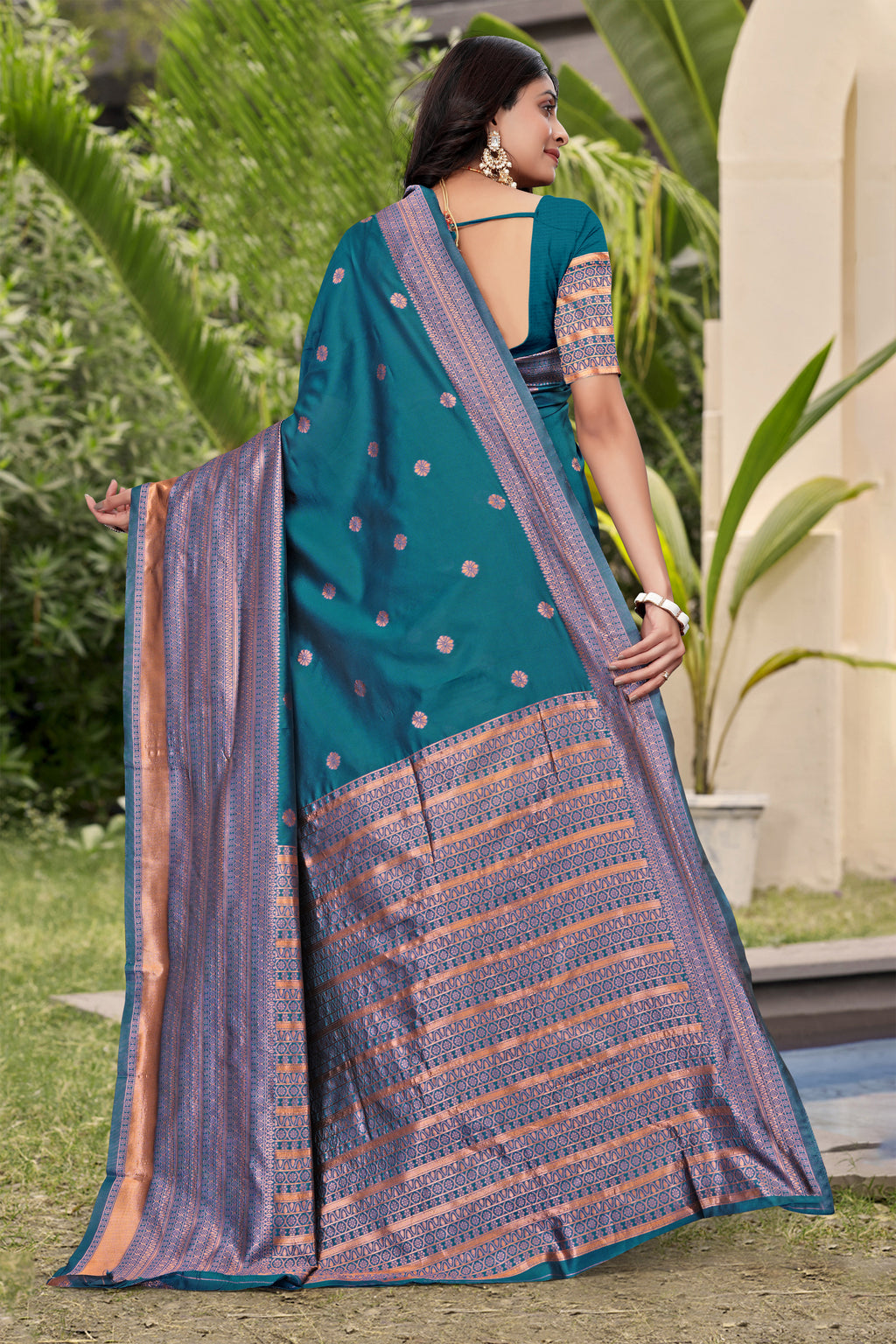 Elegant Teal Blue Banarasi Silk Saree with Copper Zari Weaving